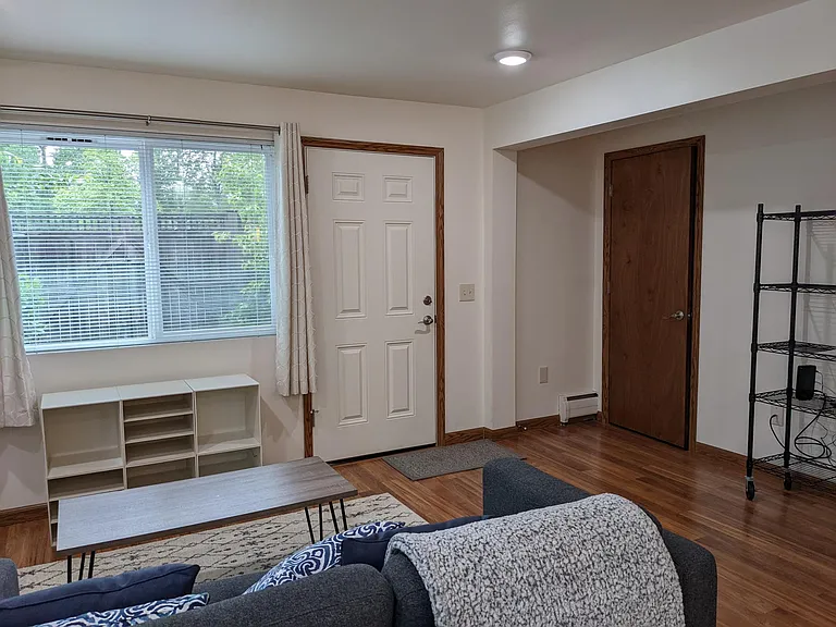 5062 Sand Point Way NE #B — Photo 2