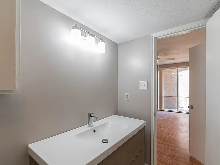 4635 Wild Indigo St #505 — Photo 24