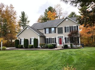 18 Sentry Rd, Bedford, NH 03110