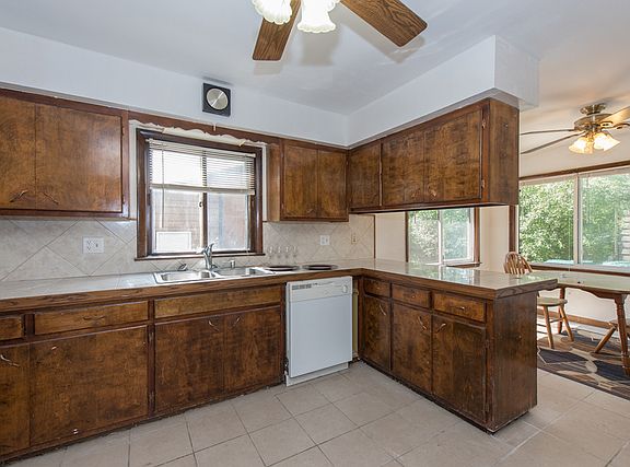 2nd image of 1816 Joppa Ave