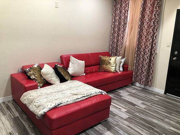 4th image of 314 S Ocean Ave #1C