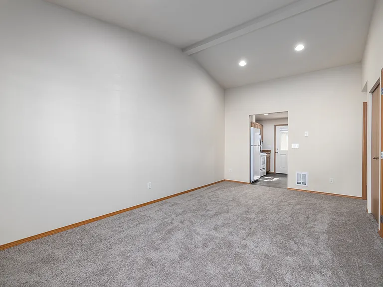 Chelsea Village Townhomes — Photo 25