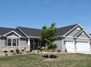 164 Riverdale Woods Cir, Saint Paul, MO 63366