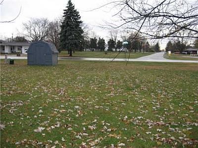4th image of 245 Pawnee Dr