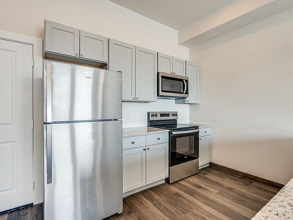 3rd image of 710 Benge Dr #D