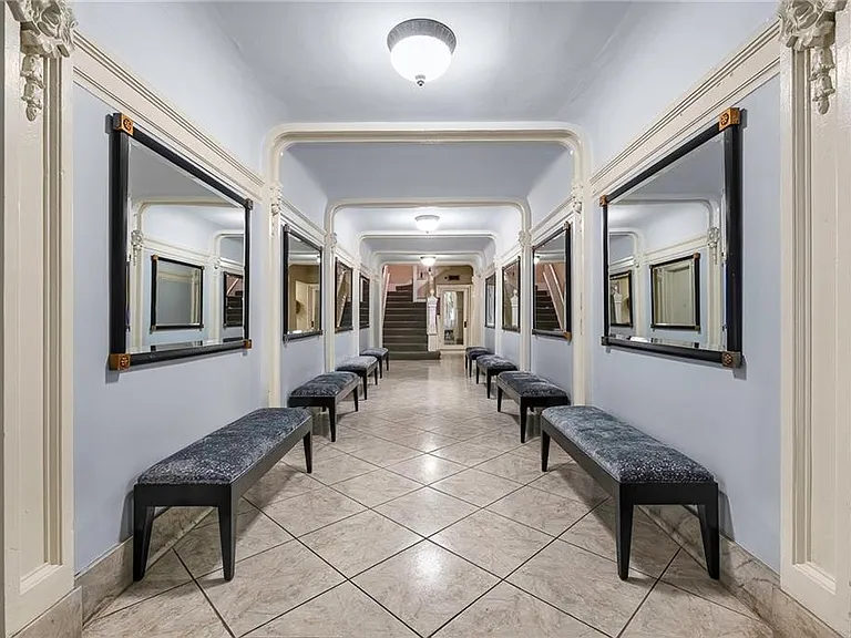 2801 Saint Charles Ave #106-G — Photo 4
