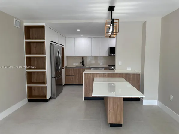 6801 Indian Creek Dr APT 207, Miami Beach, FL 33141