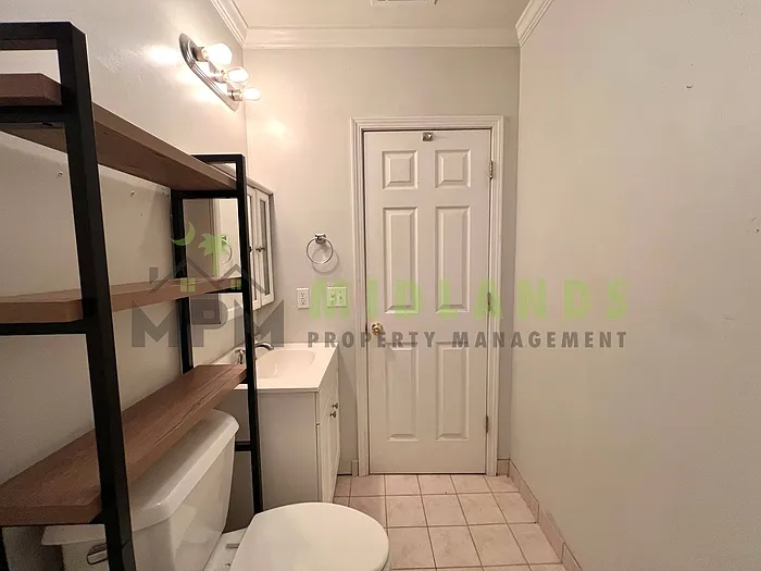 3425 Manor Ave — Photo 22