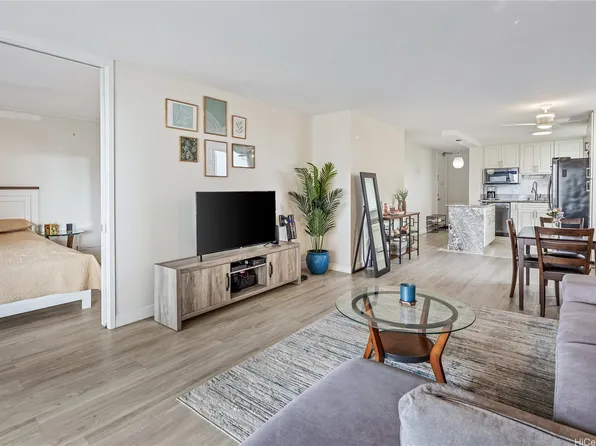 1717 Ala Wai Blvd #Penthouse Ii7, Honolulu, HI 96815