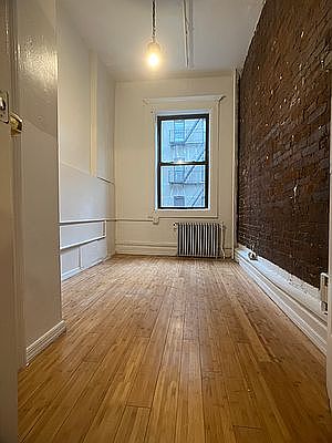 1st image of 552 W 161st St #2