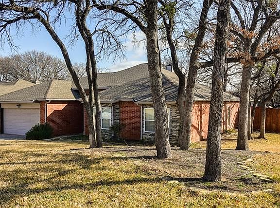 2nd image of 3807 Bayshore Dr