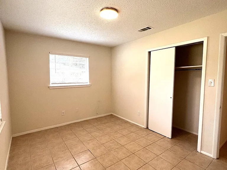 10 Pembrook Cir — Photo 11