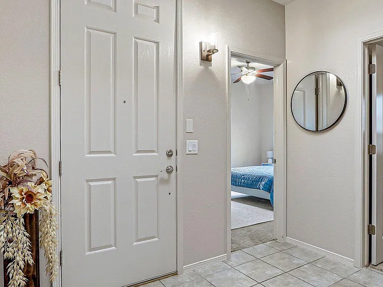 7120 Falling Leaf Cir — Photo 4