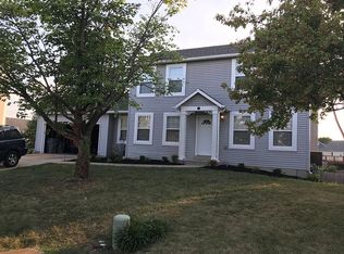 8 Beech Ct, O'Fallon, MO 63368