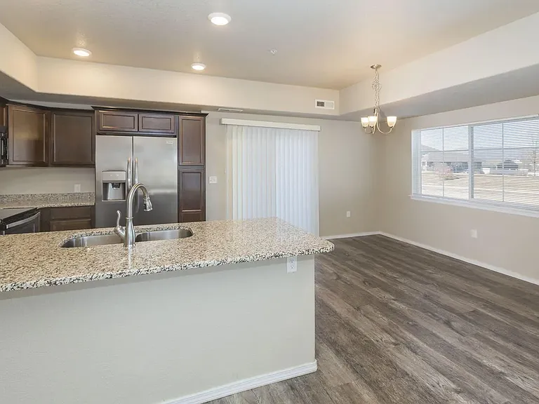1592 Monterey Rd #102 — Photo 4