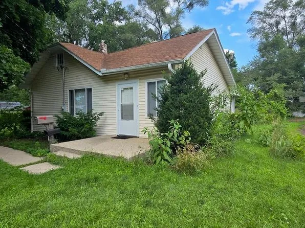 2822 Kinsey St, Rockford, IL 61109