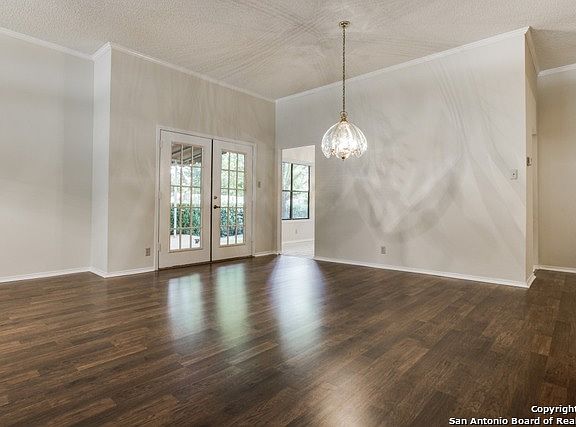 4th image of 2606 Sky Dale Dr