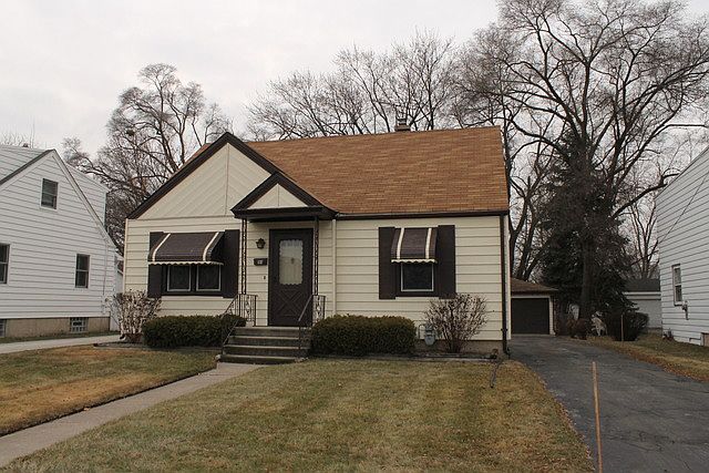 1st image of 164 N Lincoln Ave