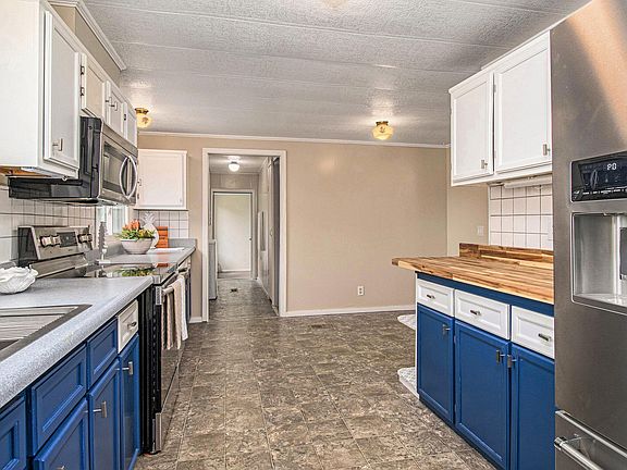 4th image of 41885 E Bayshore Dr