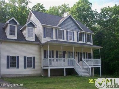 6 Stone Ridge Rd, Dingmans Ferry, PA, 18328