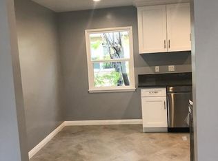 926 1/2 N Verdugo Rd, Glendale, CA 91206