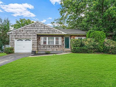 806 Sayville Avenue, Bohemia, NY, 11716
