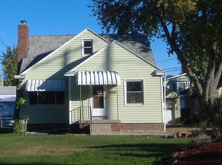 5043 Bay Shore Rd, Oregon, OH 43616