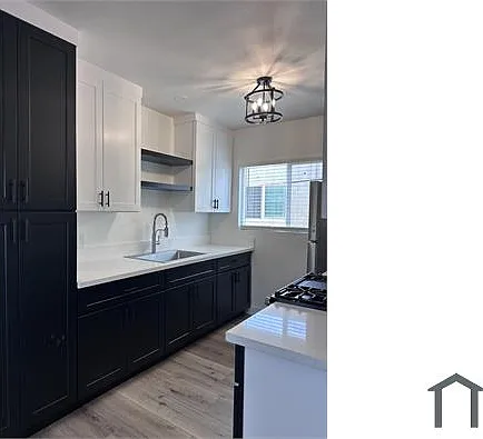 2 bed, 800 sqft, $2,600 — Photo 2