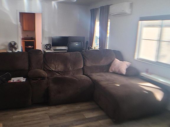 4th image of 1221 E Cypress Ave #19C