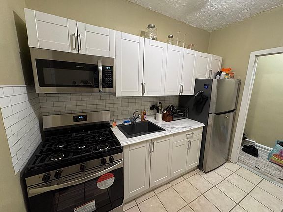 2nd image of 45-05 Ditmars Blvd #2