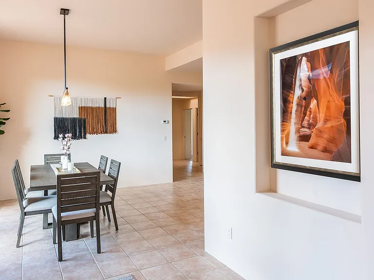 165 Quartz Dr — Photo 14