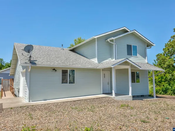 622 S 15th St, Philomath, OR 97370