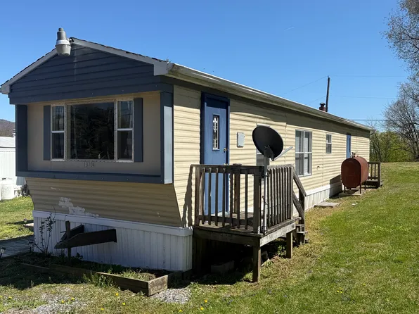 13704 Main St, Fort Loudon, PA 17224