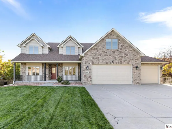 4661 Pioneer Greens Ct, Lincoln, NE 68526