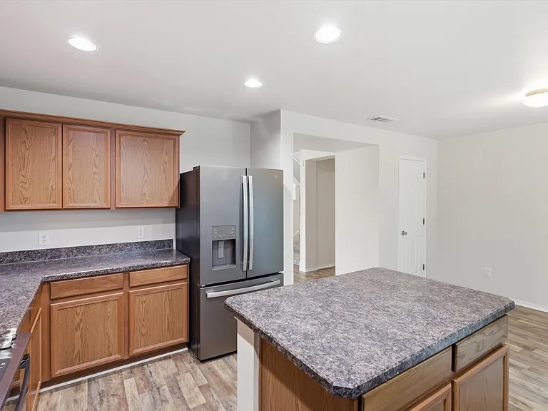 1356 N Cozumel St — Photo 10