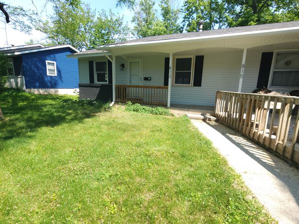 813 Fountain St NE