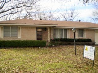 421 N Hamilton St, Farmersville, TX 75442