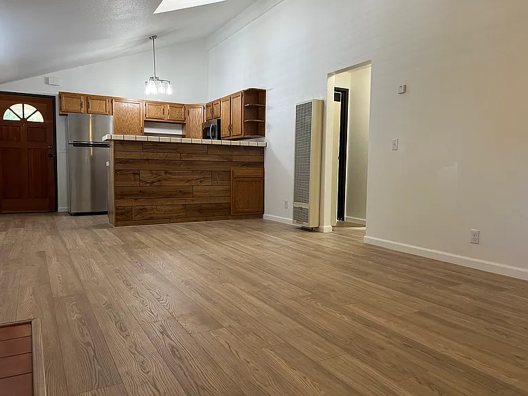 1024 Paloma Ave #1024 — Photo 9