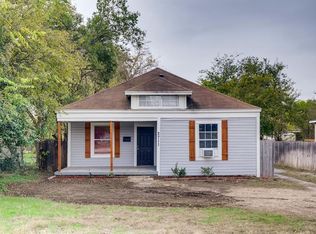 2711 NW 23rd St, Fort Worth, TX 76106