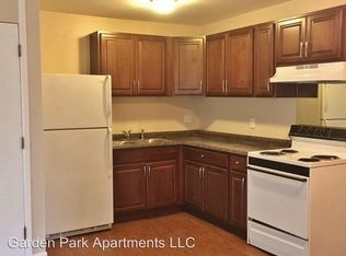 30600 Pardo St APT 11, Garden City, MI 48135