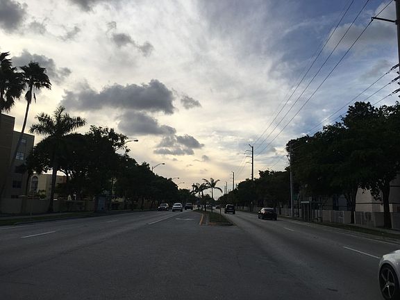 4th image of 6930 Miami Gardens Dr #1-107