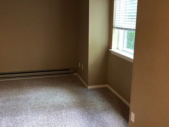3rd image of 12116 113th Avenue Ct E APT 3