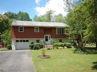 1605 River Rd, Phillipsburg, NJ 08865