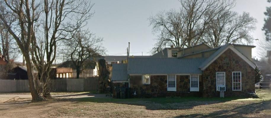 2nd image of 2806 S Harvey Ave