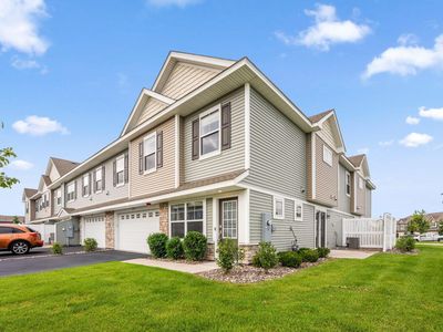 7255 Fall Dr, Lino Lakes, MN, 55038