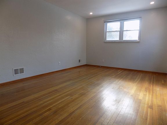 3rd image of 337 Shaler St
