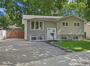 35 Blackman Pl, Regina, SK S4X1S3