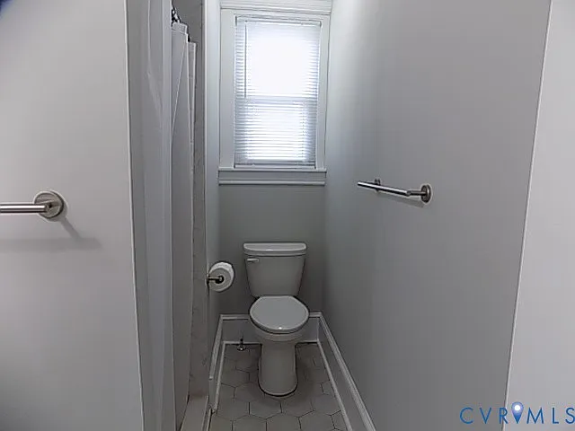 5300 River Rd — Photo 9
