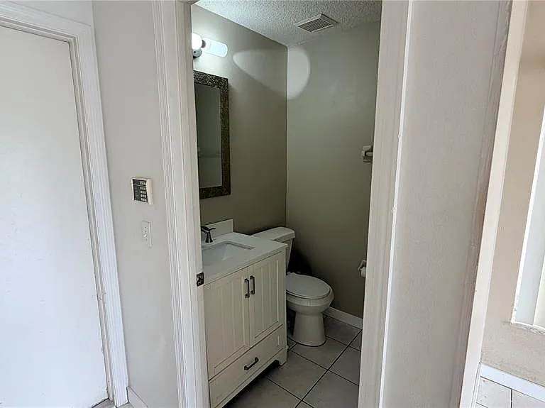 3113 Fairfield Dr — Photo 6