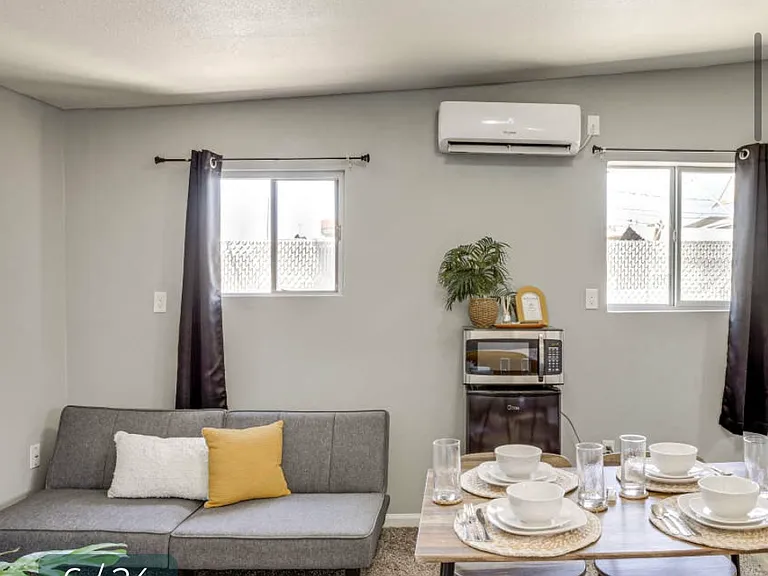 2710 Wyoming Ave #C — Photo 6